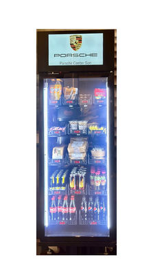 Kapasitas besar layar sentuh Snack Minum Smart Kulkas Open Door Mesin Penjual otomatis